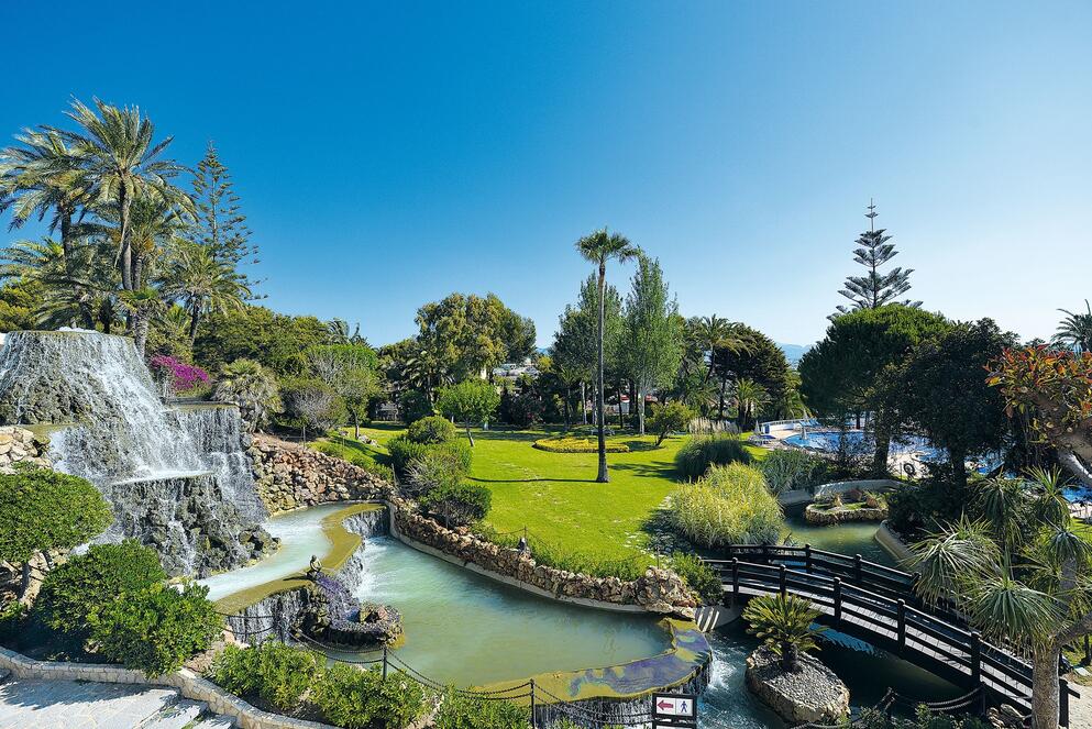 Cascada jardines.jpg